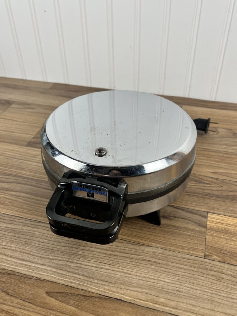 Vintage Vitantonio Five of Hearts Waffle Maker 5 Heart Shaped Waffles 43G5 - Picture 3 of 11